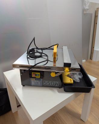 Tagliapiastrelle Nutool 550w come nuovo