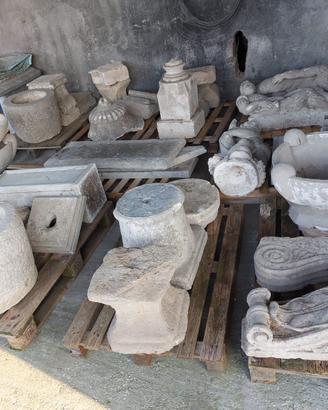 Elementi e sculture antiche in pietra