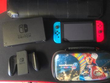 Nintendo Switch V2 + sdd 128gb + custodia original