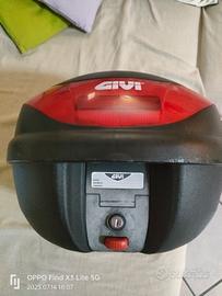 bauletto per scooter MARCA GIVI