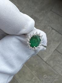 Anello NUOVO oro e diamanti e smeraldo naturali
