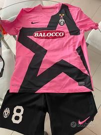 Completo juventus rosa