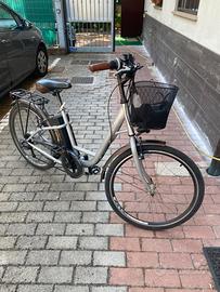 Bicicletta elettrica da riparare