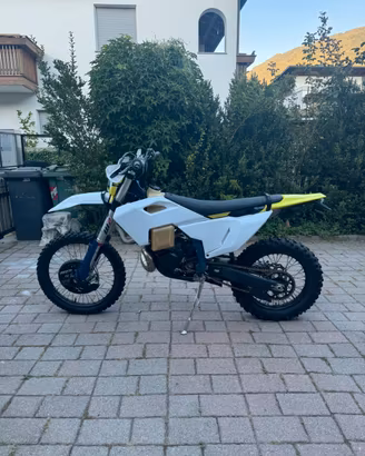 Husqvarna TE 300 TBI 2024