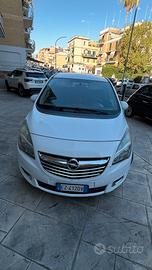  OPEL MERIVA 3000€