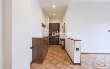 5 LOCALI RISTRUTTURATO CON TERRAZZO, BALCONE E GA