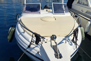 Vendita semicabinato con coppia motori fuoribordo