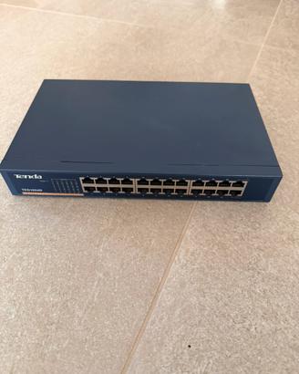 🔌 Switch Tenda TEG1024D – 24 porte Gigabit