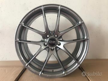 Cerchi in lega OZ Racing Leggera HLT 8,5x19 Volksw