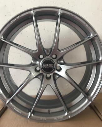 Cerchi in lega OZ Racing Leggera HLT 8,5x19 Volksw