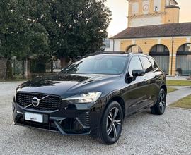 Volvo XC 60 XC60 B4 (d) automatico Plus Dark