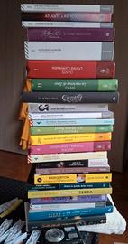Lotto di libri di diversi generi