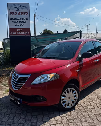 Lancia Ypsilon 0.9 TwinAir 85 CV 5 porte Metano Ec