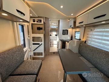 NUOVO KM ZERO BURSTNER 732 SKI LINE CON LETTO NAUT