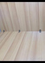 Tavolo da cucina con sedie