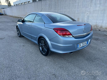 Astra Cabrio