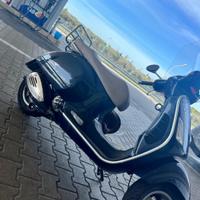 Vespa gt 250