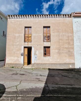 Casa indipendente da ristrutturare