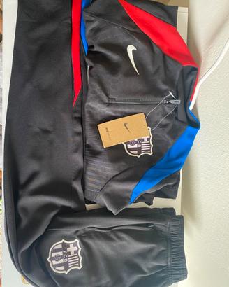 tuta Dry-Fit nuova con cartellino