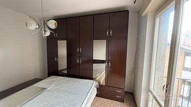 Armadio camera con specchi ante e cassetti