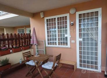 CAMPAGNANO DI ROMA BILOCALe CON PORTICO PRIVATO