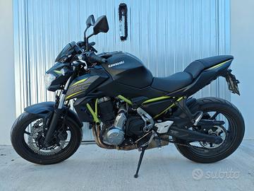 KAWASAKI Z650 2019 - solo 13900km