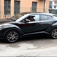 Toyota CHR 2.0 Hybrid + GPL