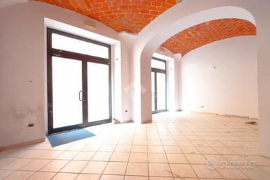 NEGOZIO A ALESSANDRIA