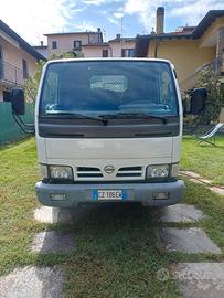 nissan cabstar ribaltabile idraulico 