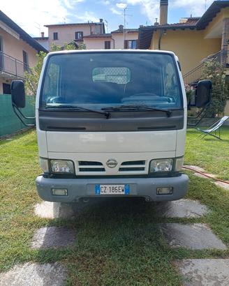nissan cabstar ribaltabile idraulico 