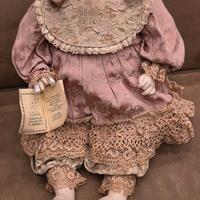 Bambola di porcellana