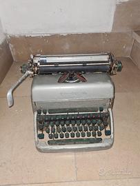 macchina da scrivere Remington Rand