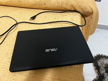 Compurer asus  15.6 pollici