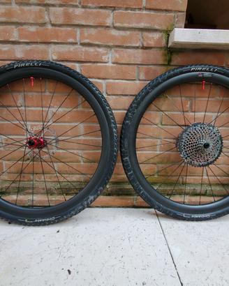 Ruote gravel carbonio 1390gr