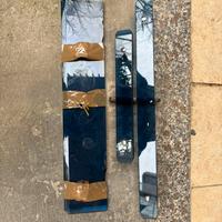 Porta asciugamani in vetro blu