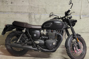 Triumph Bonneville T120 customizzata