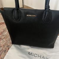 Borsa Tota nera Michael Kors