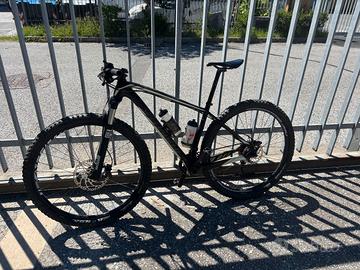 Bici MTB specialized stumpjumper carbon 29 pollici
