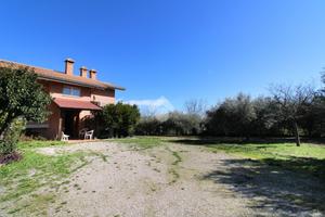 PORZIONE DI BIFAMILIARE A SANT'ELPIDIO A MARE