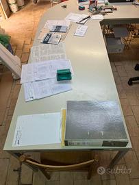 Tavoli ufficio componibili