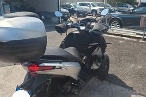 Piaggio MP3 300 HPE