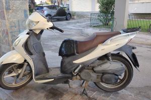 Scooter Suzuky 125 sixteen. Motore da rivedere