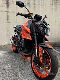 KTM DUKE 990 2025