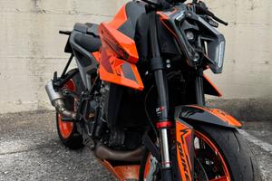 KTM DUKE 990 2025
