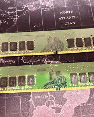 RAM DDR4 2x 8GB (16GB)