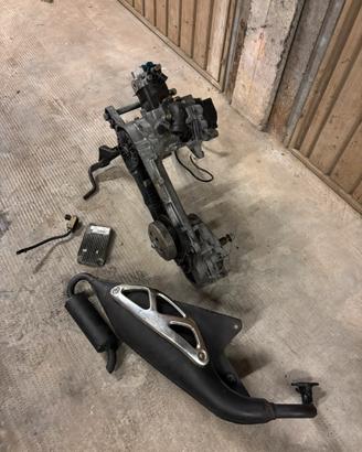 Motore aprilia sr di-tech 2004 + espansione