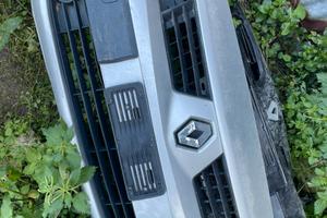 Paraurti anteriore renault scenic