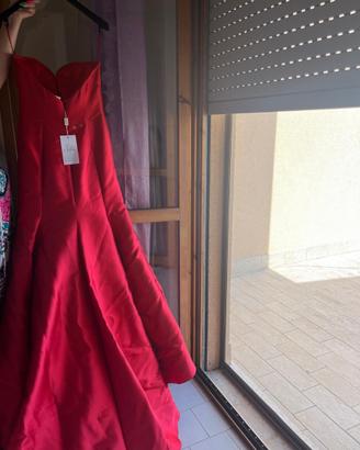 Abito sposa cerimonia rosso sirena