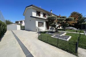 VILLA A SCHIERA A MONSELICE