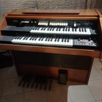 organo Farfisa con pedaliera